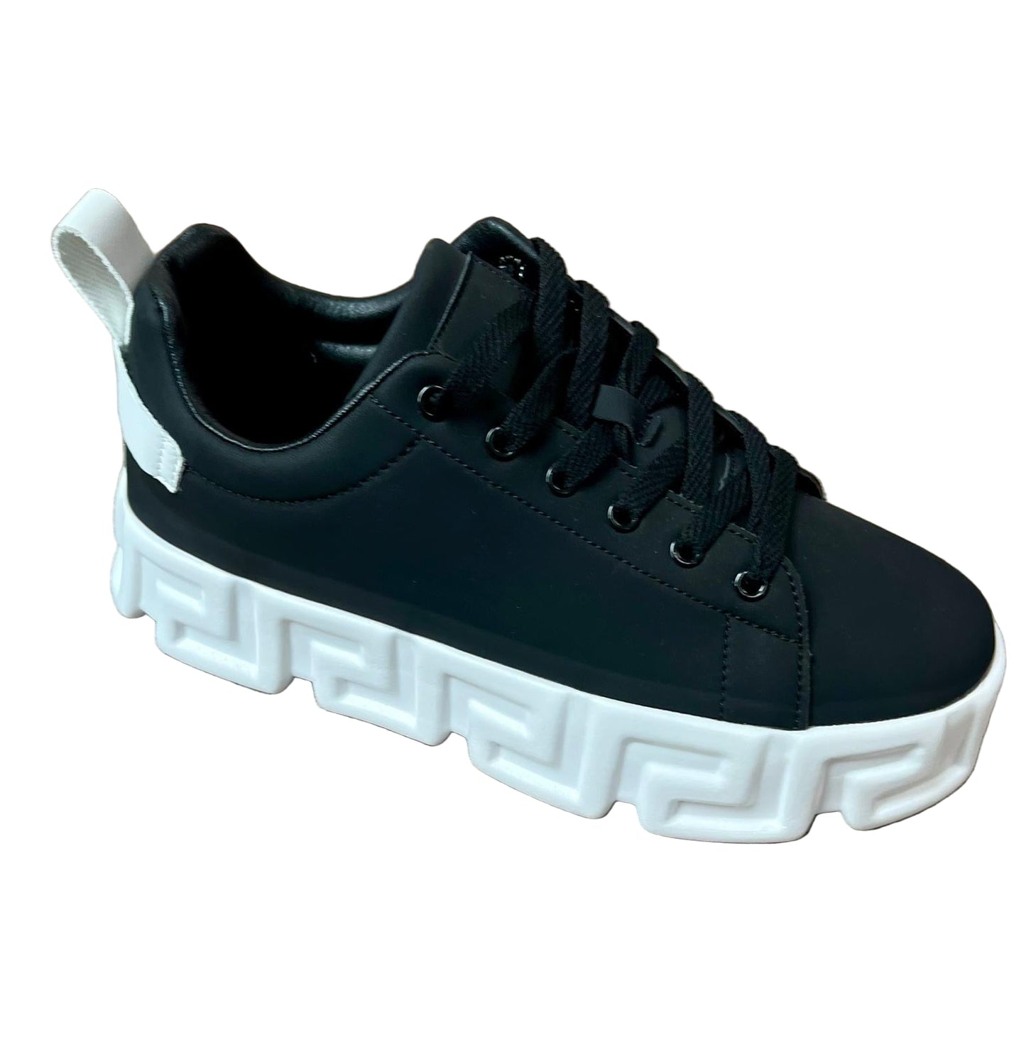 Vrs 1 Negru (Cadou Tricou+Sosete)