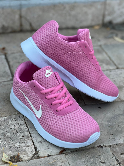 Zoom Roz/Alb (Cadou Tricou+Sosete)