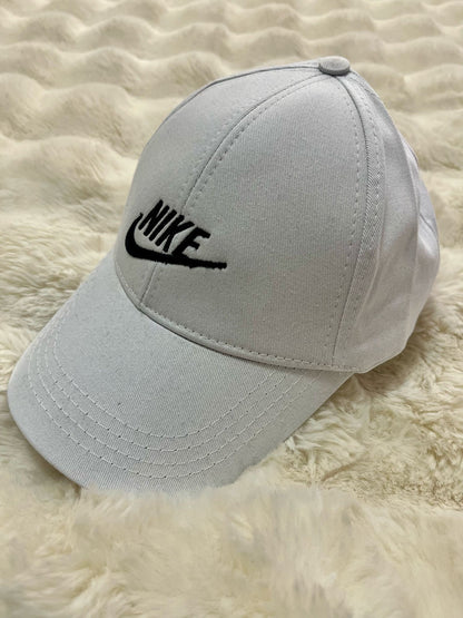 Sapca Nk Gri Deschis2